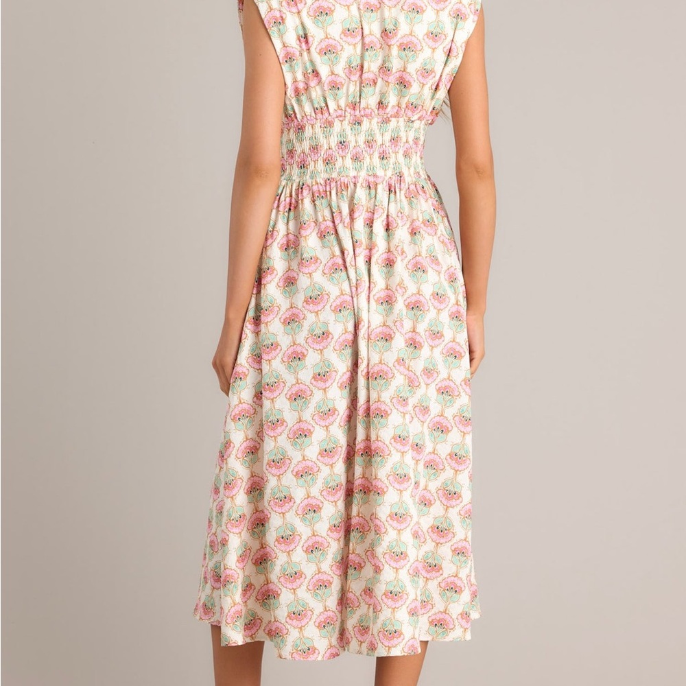 entro Pink & Cream Floral Midi Dress with Smocked Waist - Picture 2 of 7